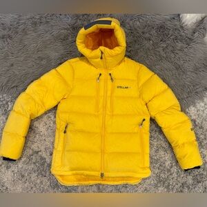 Men’s Stellar Equipment Stellar Down Parka. Size Medium